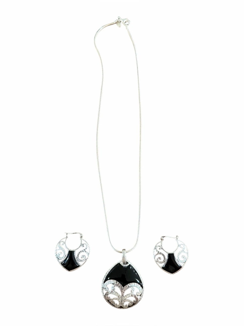 925 sterling and onyx necklace & earrings matching set tear drop style beautiful